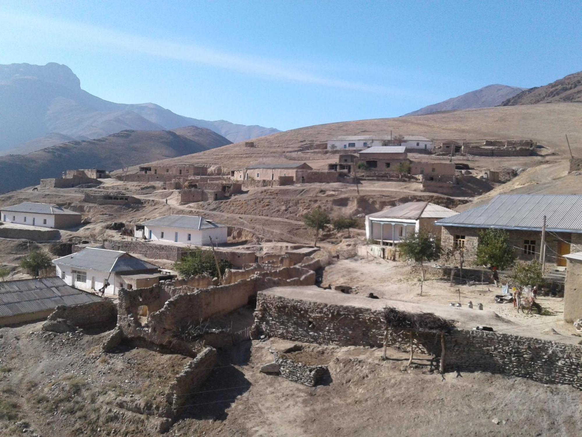Hayat Guesthouse Nuratau Mountain Yukary-Ukhum エクステリア 写真