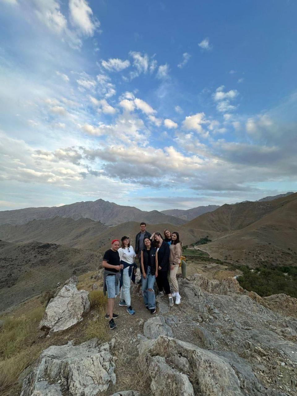 Hayat Guesthouse Nuratau Mountain Yukary-Ukhum エクステリア 写真