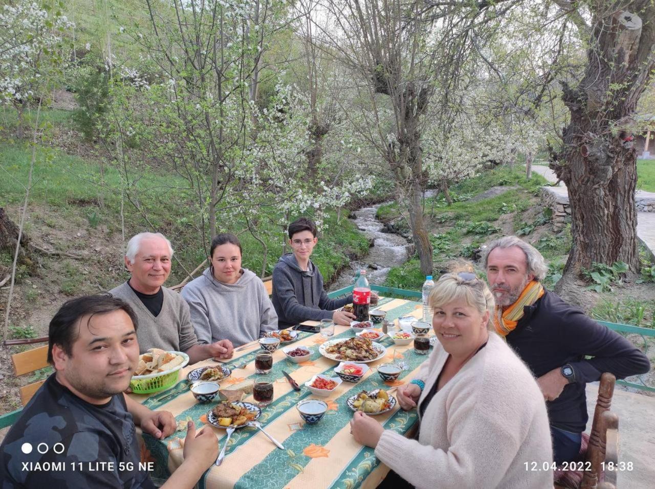 Hayat Guesthouse Nuratau Mountain Yukary-Ukhum エクステリア 写真